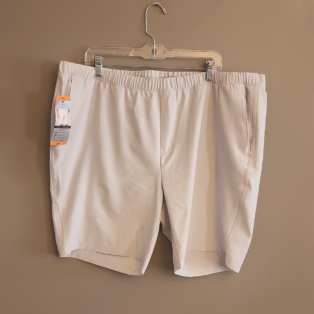 NWT Greg Norman Collection Men's Light Grey Athletic Shorts
